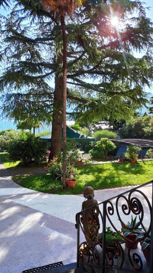 Villa Riva Lago - Apartment With Parking Tavernola Bergamasca Dış mekan fotoğraf